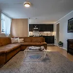 Apartment 1 Cozycentral 2 By Berti