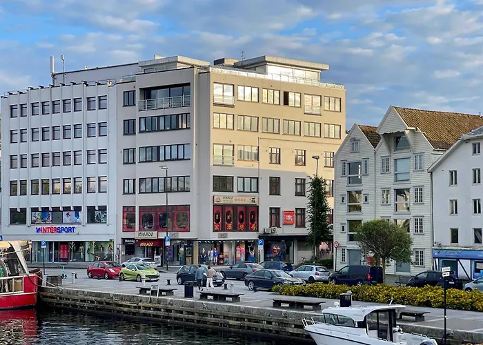 1 Cozycentral 2 By Berti 스타방에르