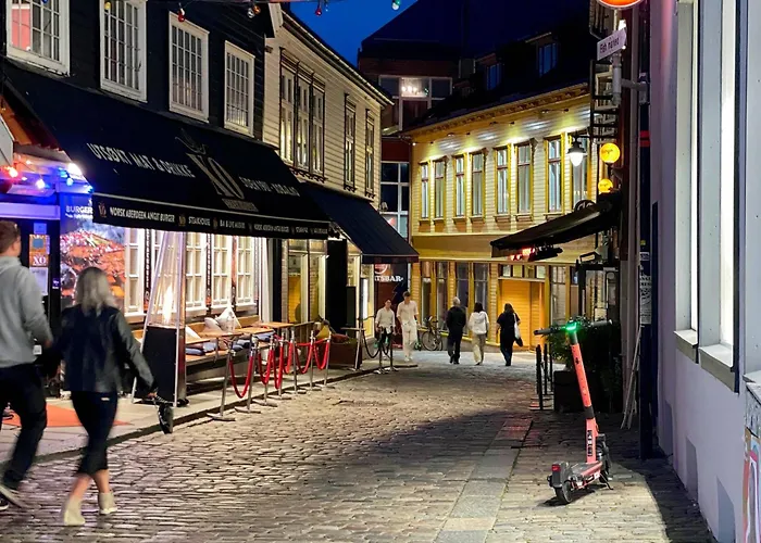 1 Cozycentral 2 By Berti *