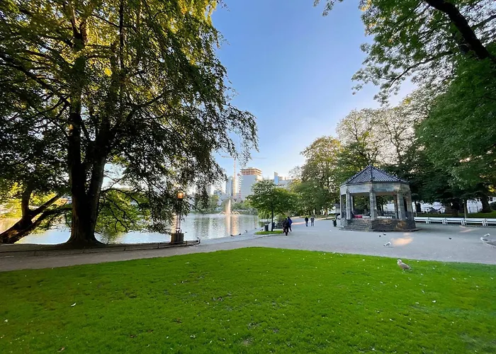 1 Cozycentral 2 By Berti